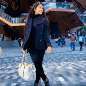 Meet your Posher, Maria